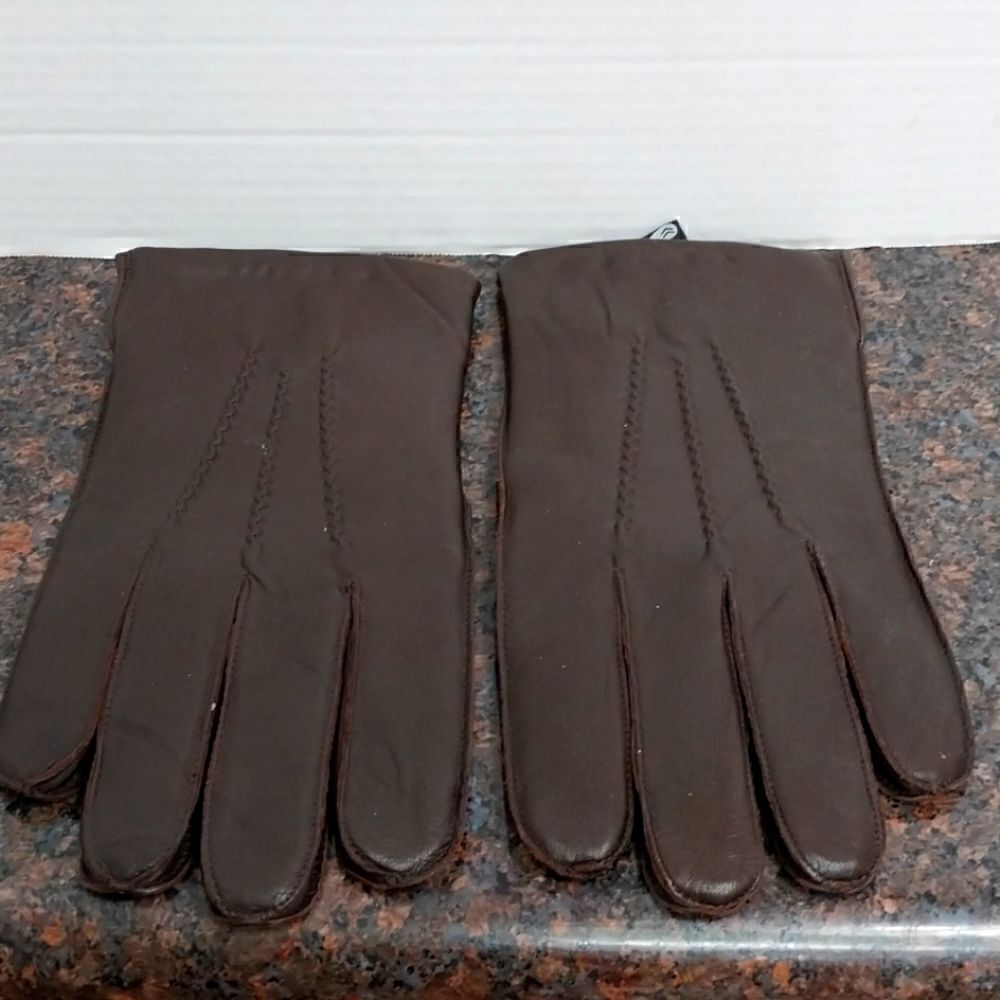 Vegan Leather and Suade Gloves...Size XL